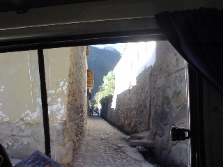 ollantaytambo-alley